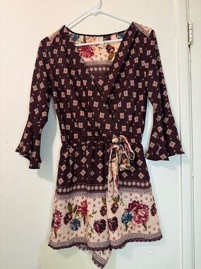 Xhilaration Boho Floral Romper with Bell Sleeves - Small